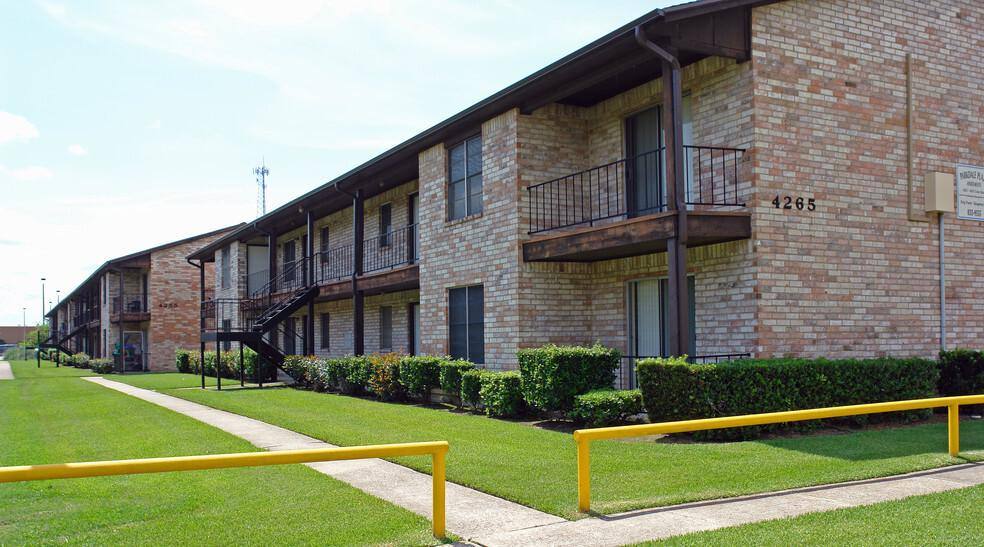 House for rent at Parkdale Plaza, 4215 Crow Rd, Beaumont, TX 77706