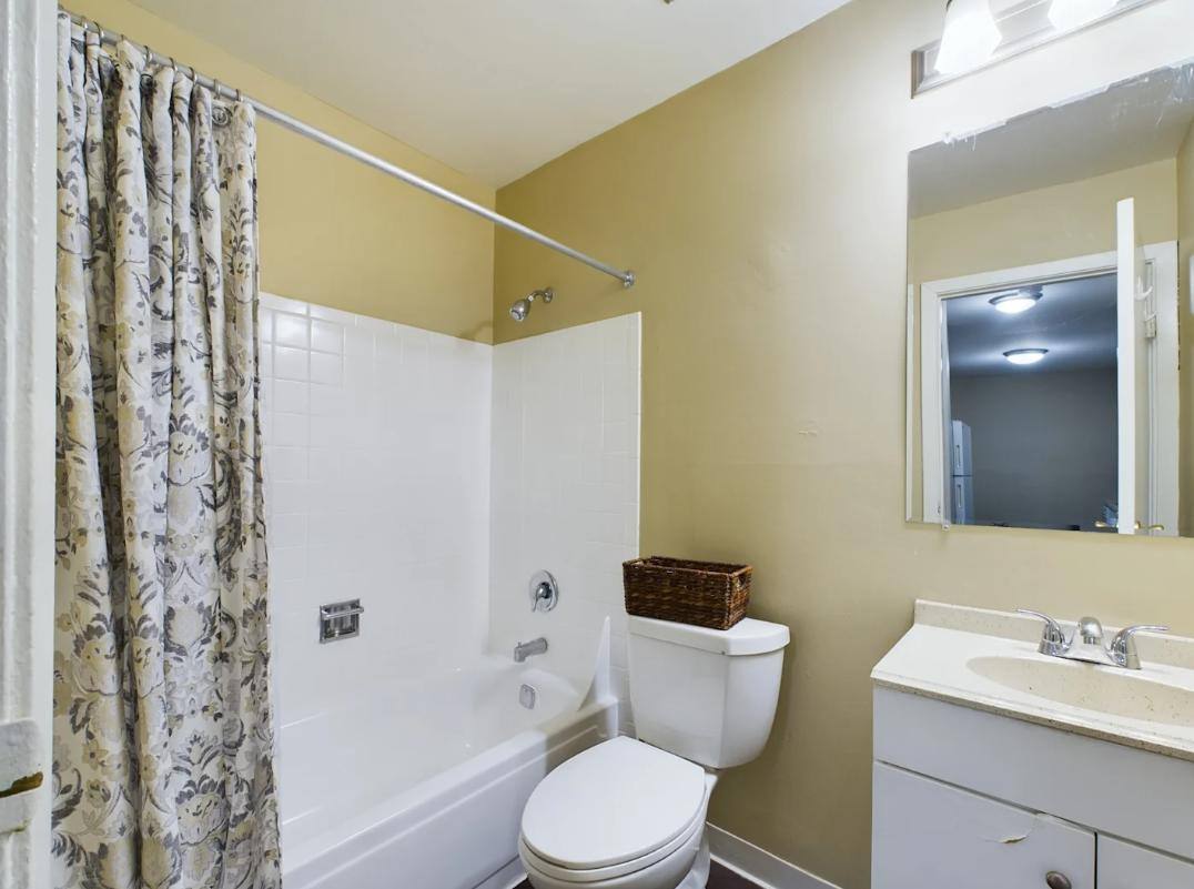 Apartment for rent at 201 Flame Dr, Carol Stream, IL 60188