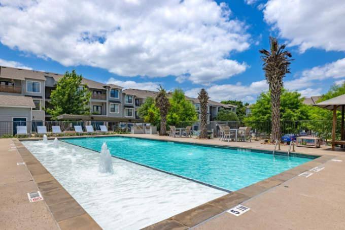 Apartment for rent at 304 E William Cannon Dr, Austin, TX 78745