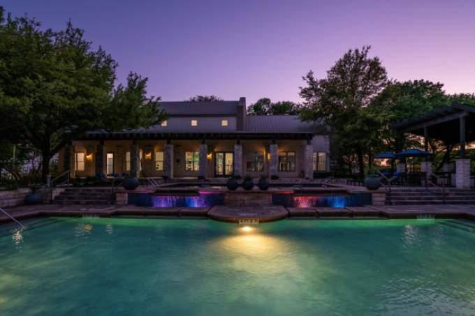 Apartment for rent at 8700 Brodie Lane #1018, Austin, TX 78745