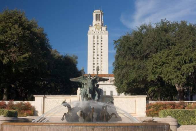 Apartment for rent at 801 W 5th St, Austin, TX 78703