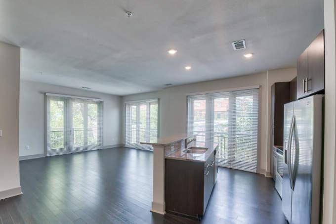 Apartment for rent at 809 S Lamar Blvd, Austin, TX 78704