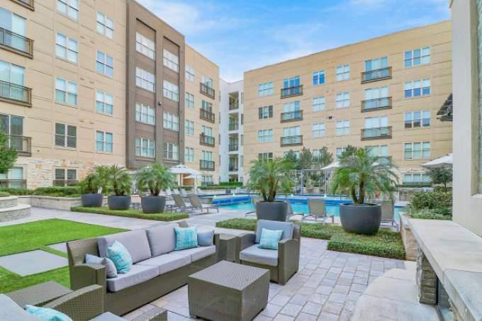 Apartment for rent at 809 S Lamar Blvd, Austin, TX 78704