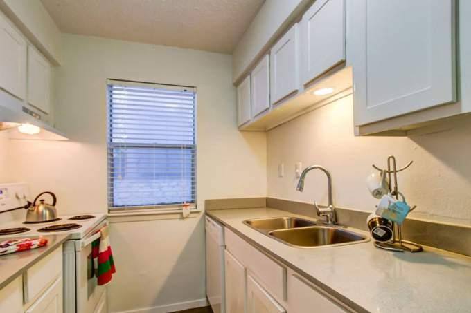 Apartment for rent at 3524 Greystone Dr, Austin, TX 78731