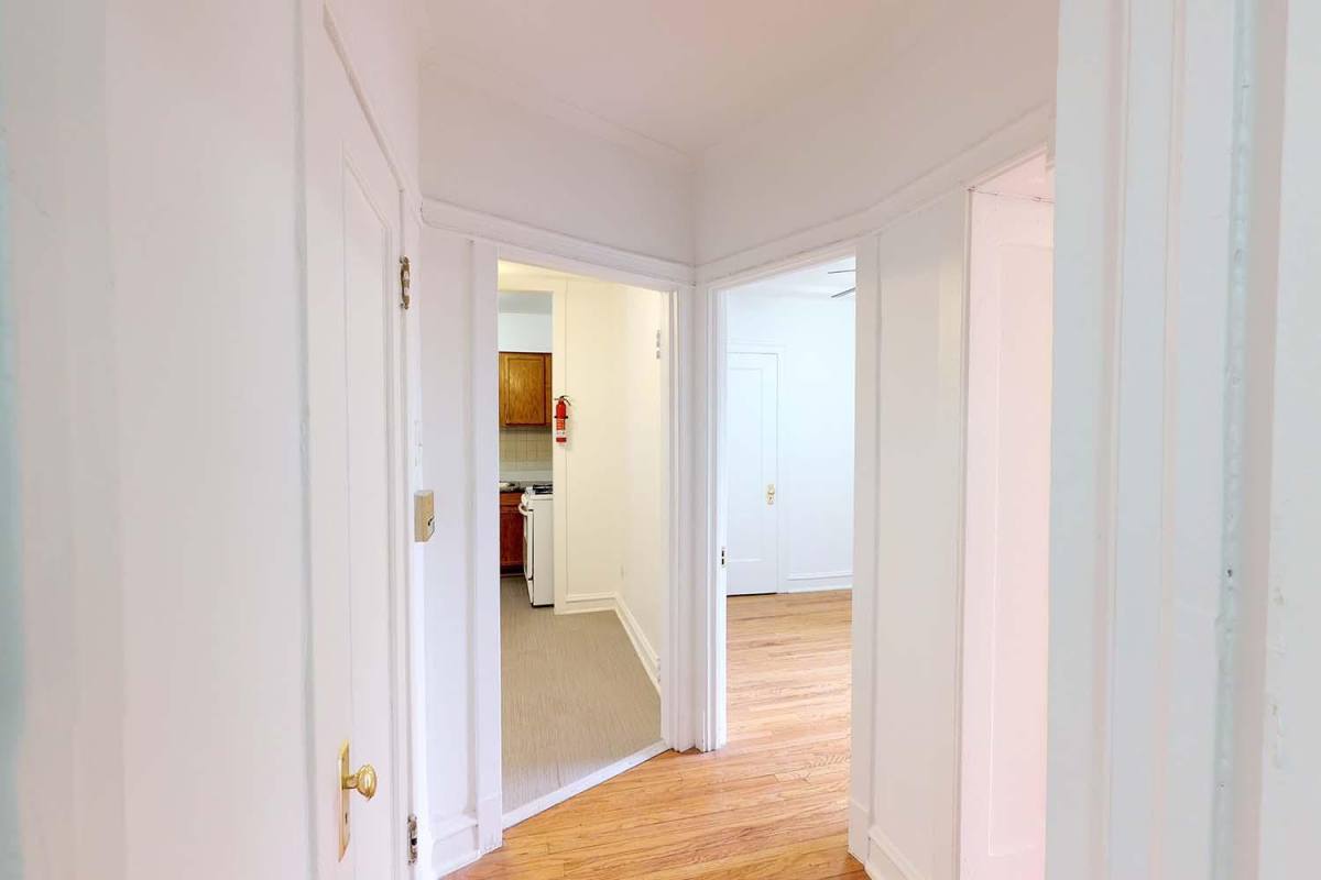 Apartment for rent at 1440 E 52nd St, Chicago, IL 60615