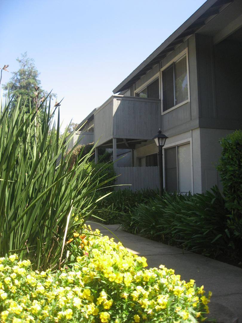 Apartment for rent at River Glen By the River Home Avenue, 725 Howe Ave, Sacramento, CA 95825