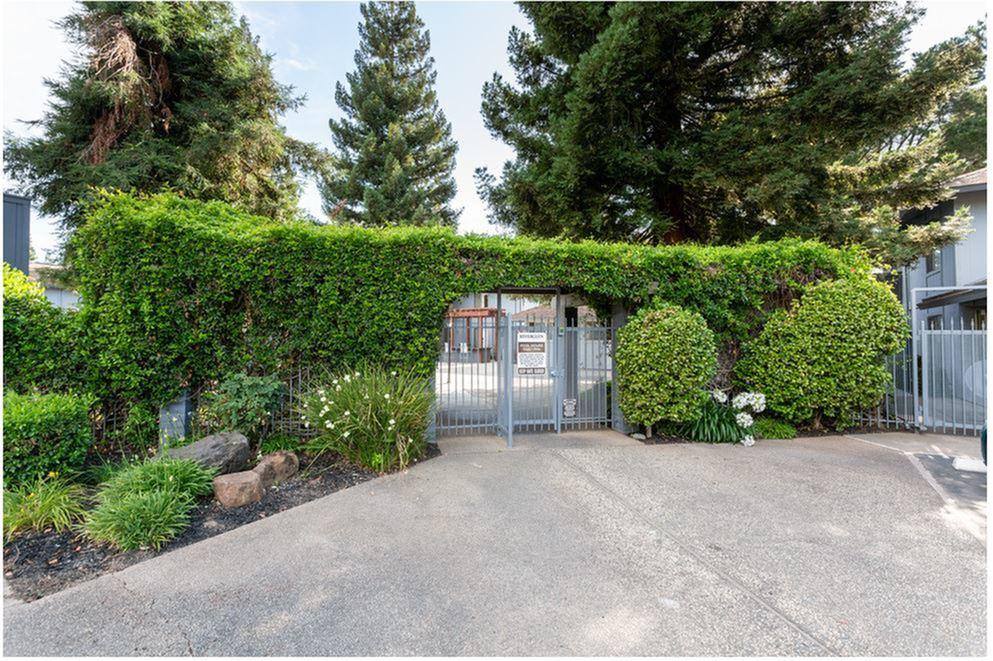 Apartment for rent at River Glen By the River Home Avenue, 725 Howe Ave, Sacramento, CA 95825
