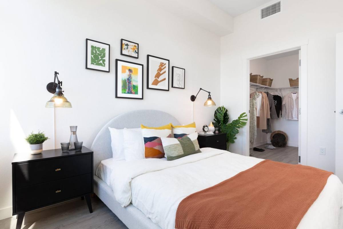 Apartment for rent at 1516 S St, Sacramento, CA 95811