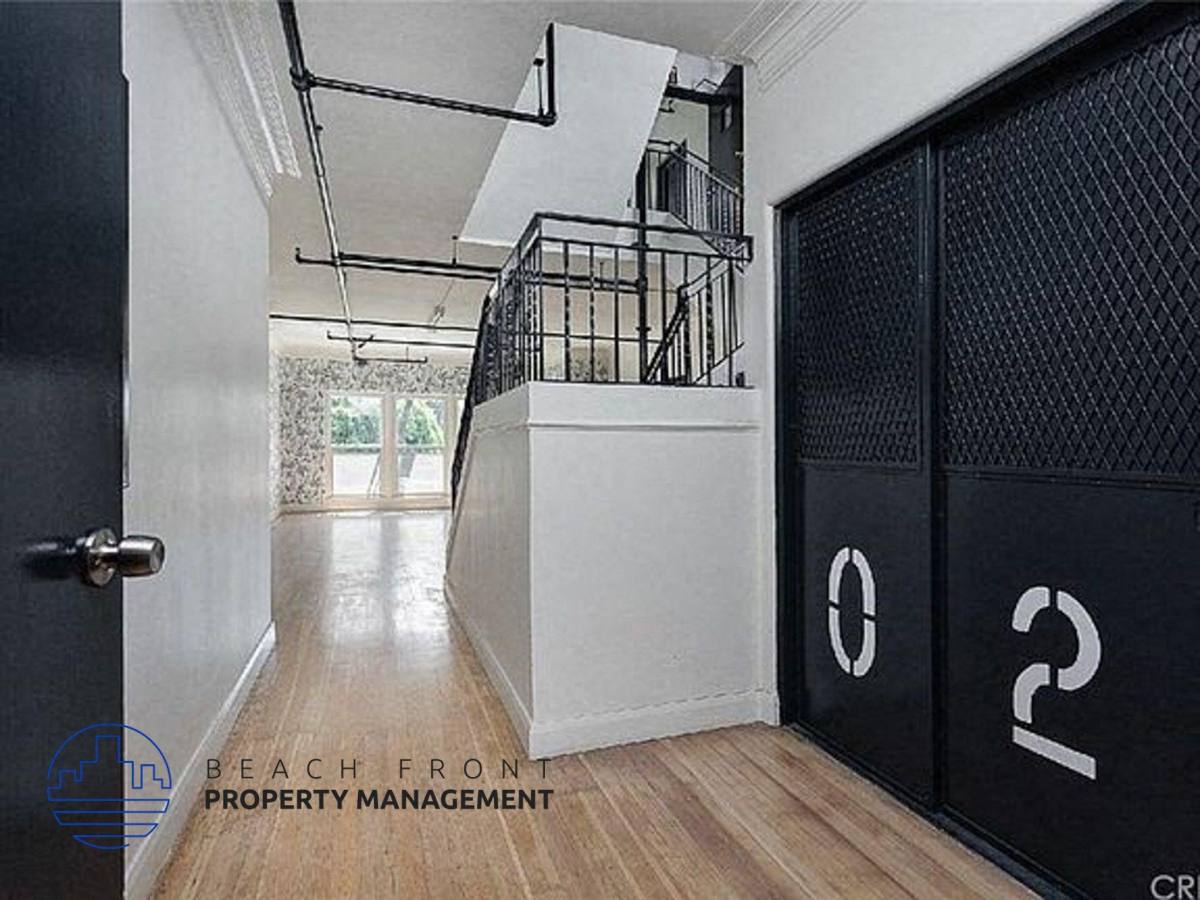 Apartment for rent at 681 Shatto Place, Los Angeles, CA 90005