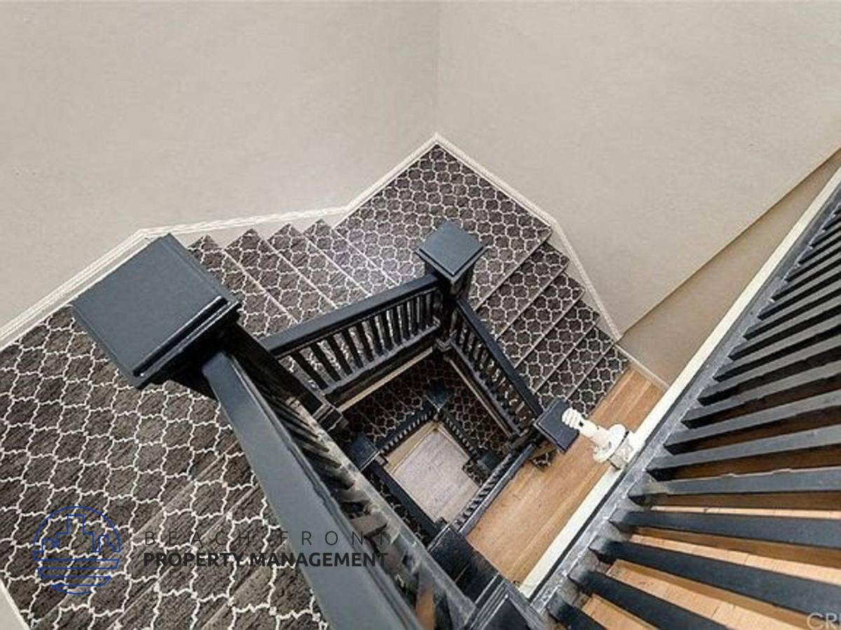 Apartment for rent at 681 Shatto Place, Los Angeles, CA 90005