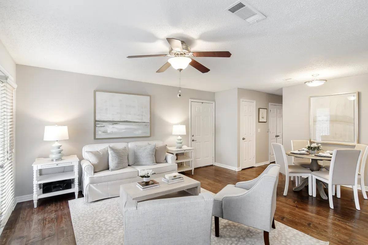 Apartment for rent at Lakeshore Pointe Resort, 111 Lakeshore Dr, Brandon, MS 39047