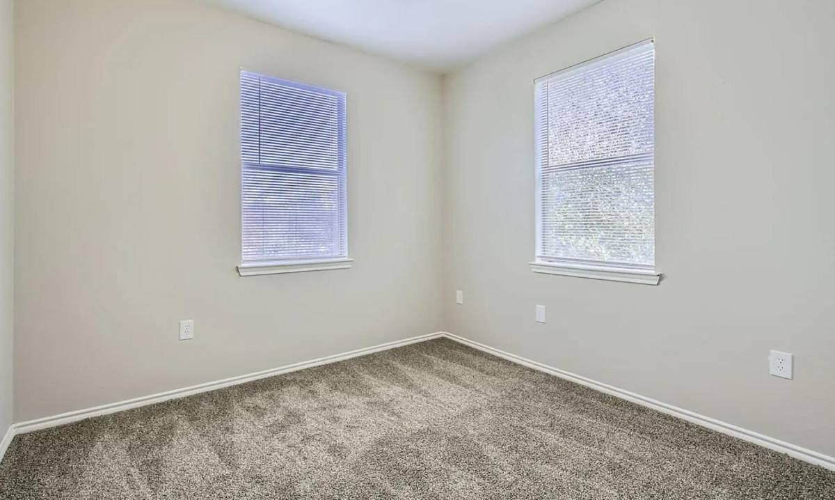 Townhouse for rent at 4722 Meadow St, Dallas, TX 75215