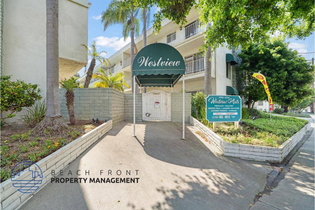 Townhouse for rent at Westview, 2700 & 2704 Aviation Blvd, Redondo Beach, CA 90278