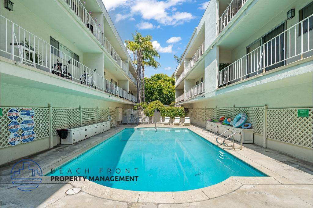 Townhouse for rent at Westview, 2700 & 2704 Aviation Blvd, Redondo Beach, CA 90278