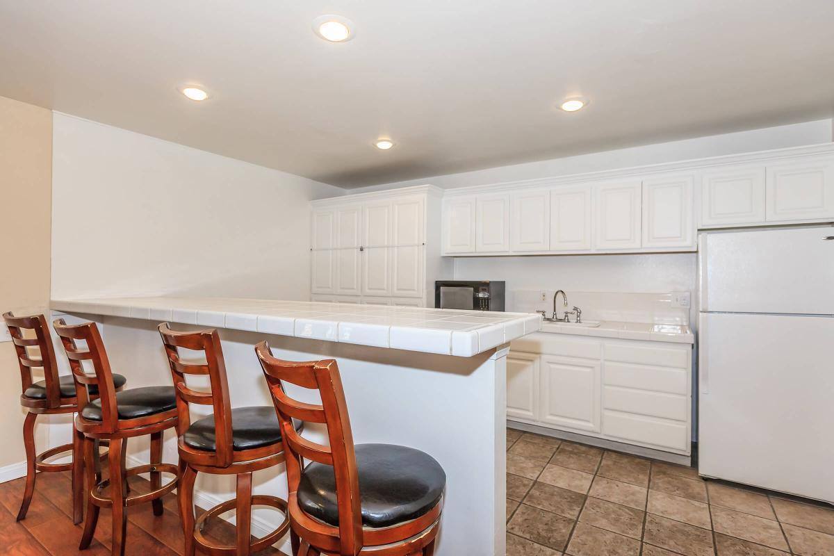 Apartment for rent at Vista Sun Apartment Homes, 950 Arcadia Ave, Vista, CA 92084
