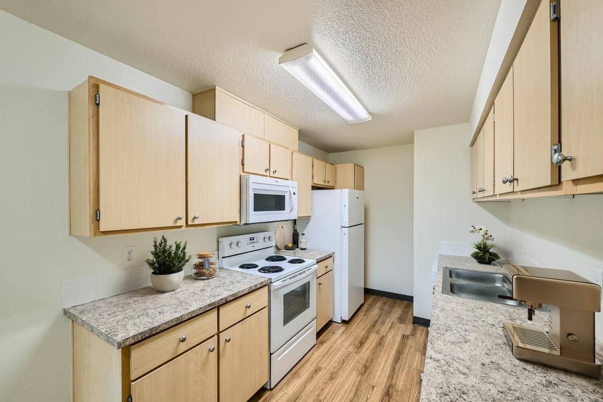 Apartment for rent at Avalon Park, 10883 SE 10th St #B10, Vancouver, WA 98664