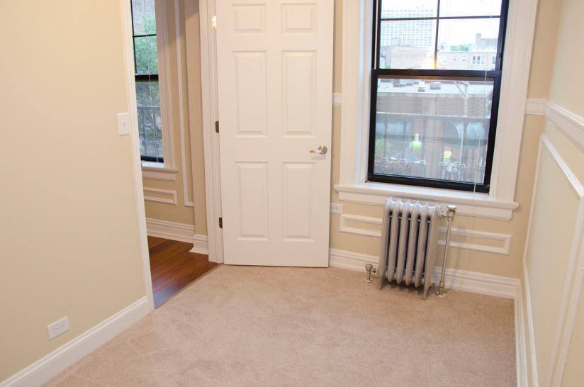 Apartment for rent at 5254 S Dorchester Ave, Chicago, IL 60615