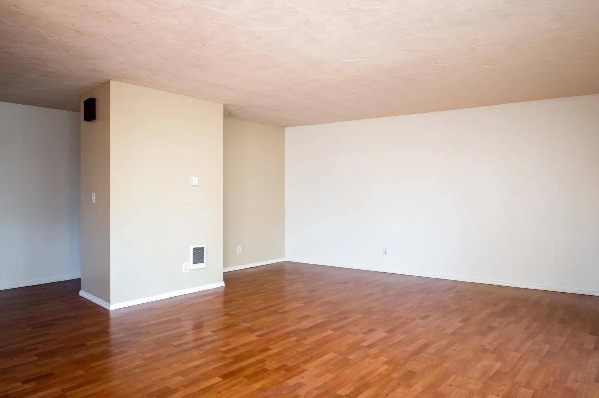 Apartment for rent at 5131 SW 38th Place, Portland, OR 97221