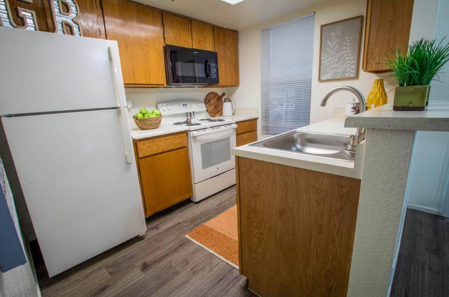 Apartment for rent at Grouse Run, 2401 NW 122nd St, Oklahoma City, OK 73120