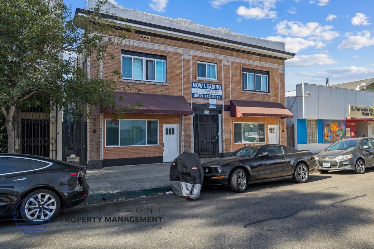 Apartment for rent at 1053 Pine Avenue, 1049-1053 Pine Ave, Long Beach, CA 90813