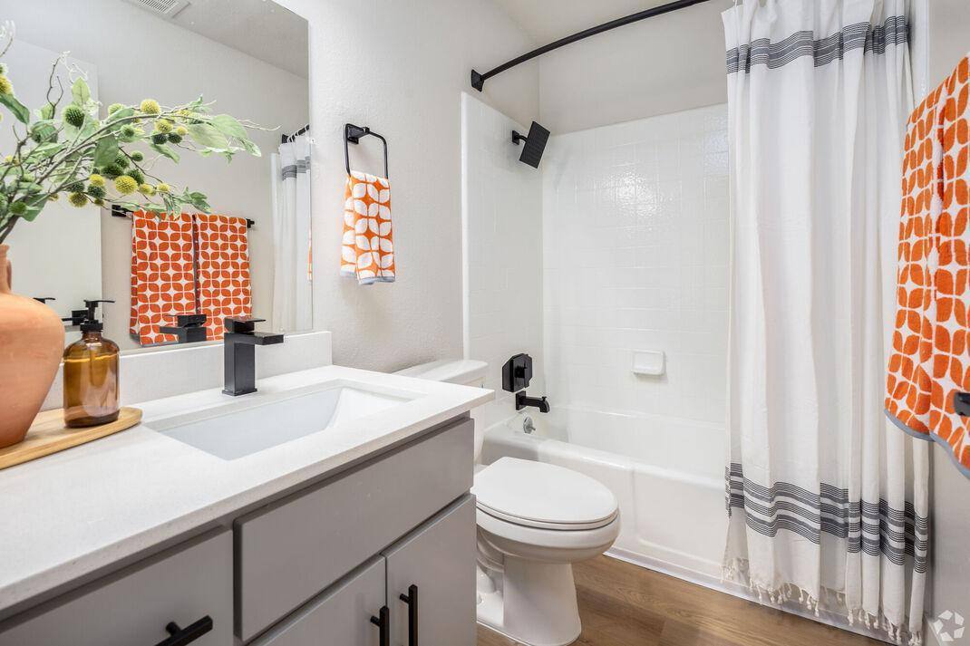 Apartment for rent at Tully Manor North & Townhouses, 3401 Tully Rd, Modesto, CA 95350