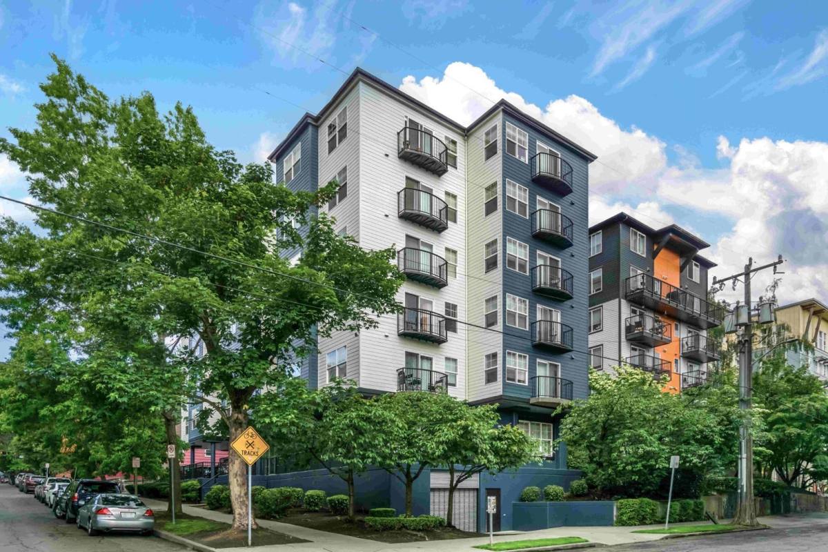 Apartment for rent at 914 E Terrace St, Seattle, WA 98122
