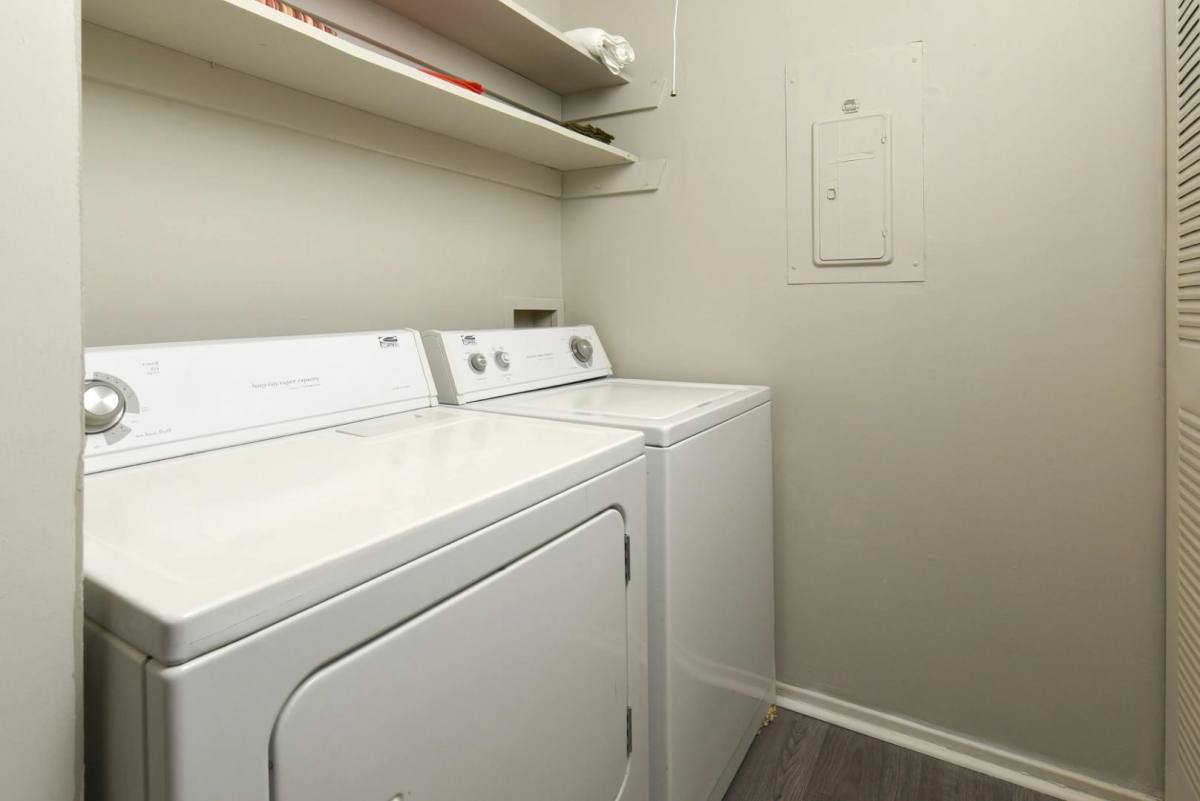 Apartment for rent at Deer Run, 8755 Jenny Lind St, Charleston, SC 29406