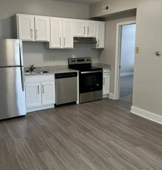Apartment for rent at 588 Main St, Worcester, MA 01608