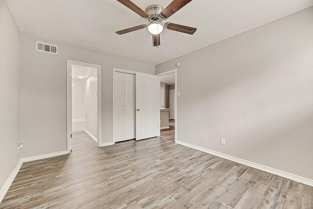 Apartment for rent at Spring Hollow, 2703 N Buckner Blvd, Dallas, TX 75228