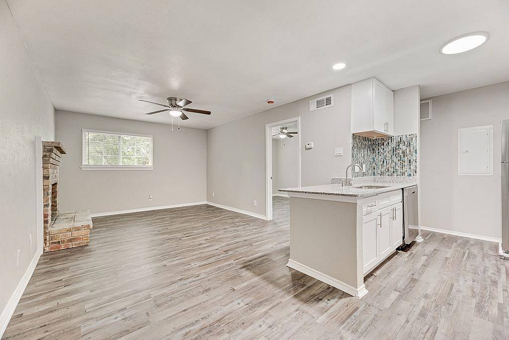 Apartment for rent at Spring Hollow, 2703 N Buckner Blvd, Dallas, TX 75228