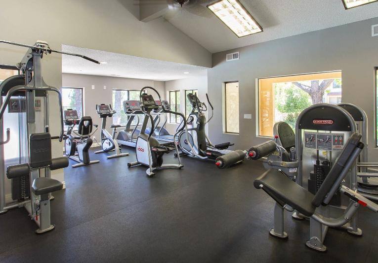 Apartment for rent at 11450 Poema Place, Chatsworth, CA 91311