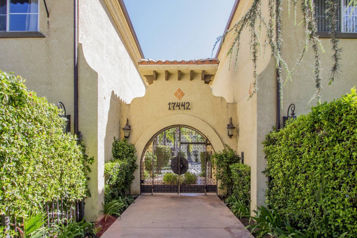 Apartment for rent at The Village, 17442 Sherman Way #A203, Van Nuys, CA 91406
