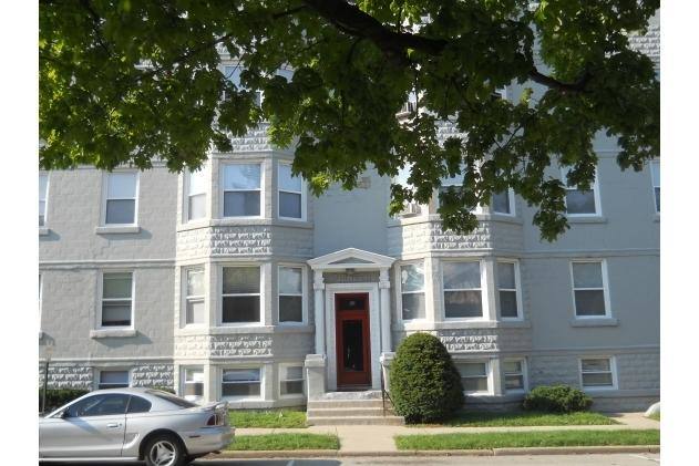 Apartment for rent at Portersville, 101 E Chicago St, Valparaiso, IN 46383
