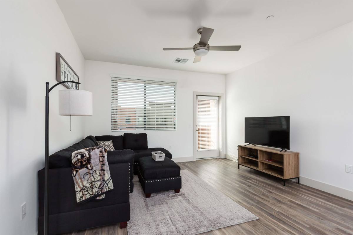 Apartment for rent at 2222 W Frye Rd, Chandler, AZ 85224