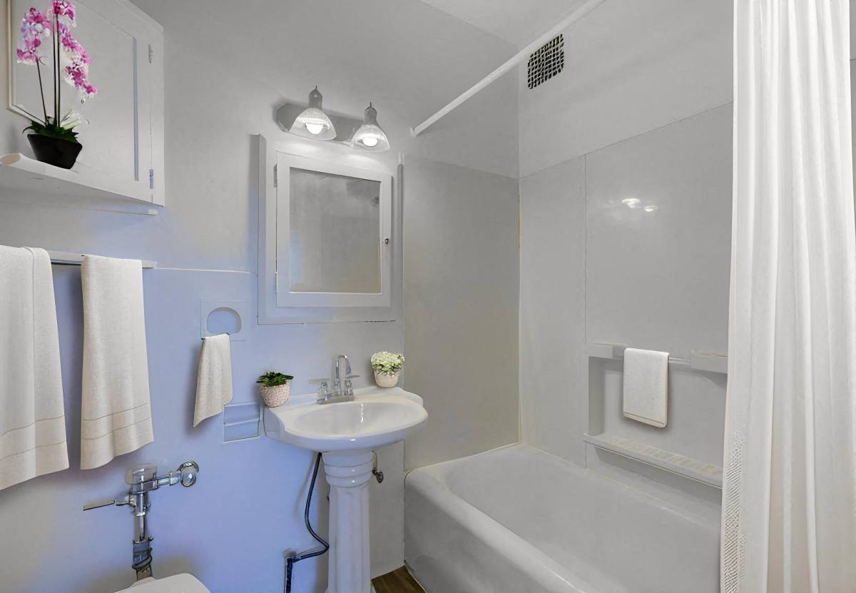 Apartment for rent at Marion Court, 1401 N Marion St, Denver, CO 80218