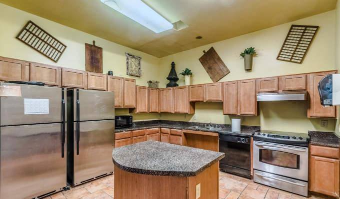 Apartment for rent at 3303 Southern Oaks Blvd #3121, Dallas, TX 75216