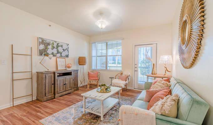 Apartment for rent at 3303 Southern Oaks Blvd #3121, Dallas, TX 75216