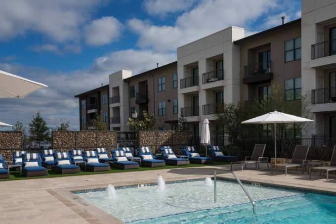 Apartment for rent at 6701 Rialto Blvd, Austin, TX 78735