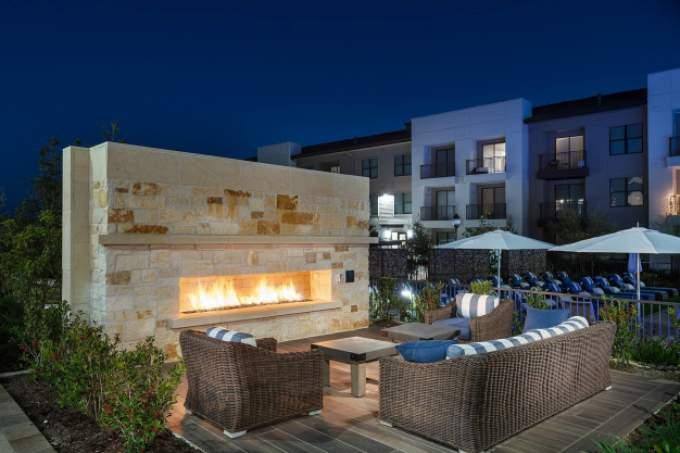 Apartment for rent at 6701 Rialto Blvd, Austin, TX 78735