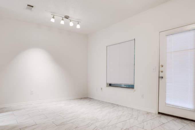Apartment for rent at 1050 Springdale Rd #2018, Austin, TX 78721