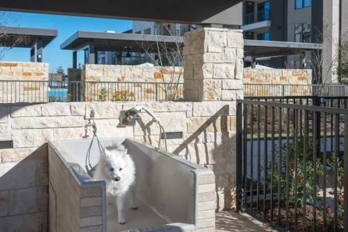 Apartment for rent at 6701 Rialto Blvd #2018, Austin, TX 78735