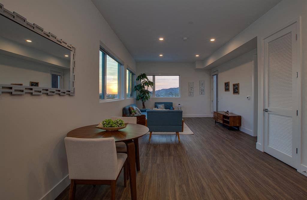 Apartment for rent at 6630 Sunset Blvd, Los Angeles, CA 90028