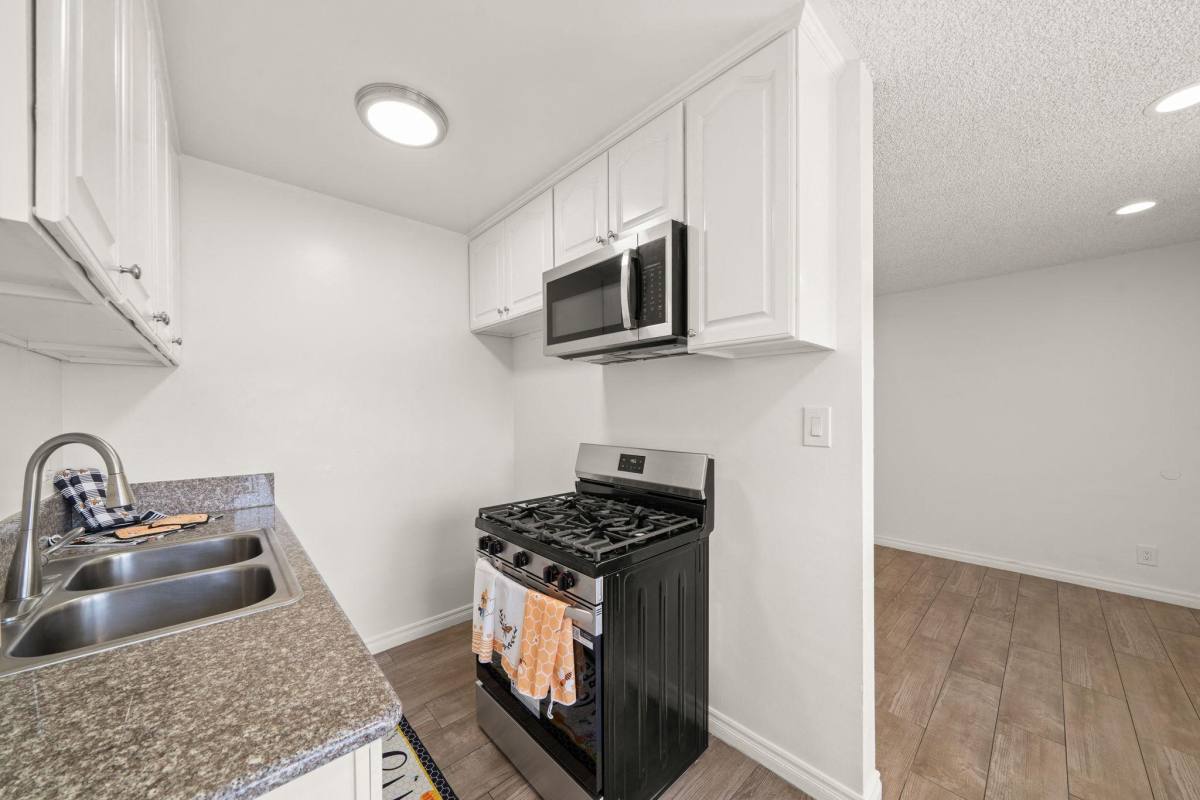 Apartment for rent at The Pinewood, 11100 Pangborn Ave, Downey, CA 90241