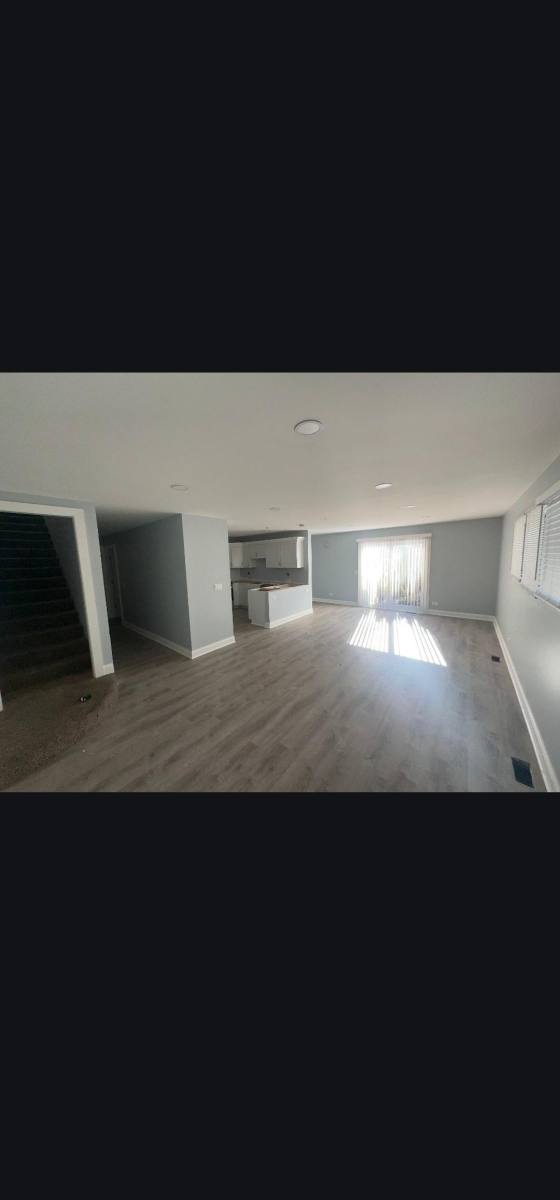 Townhouse for rent at Oak Knoll Estates, 405 First St, Cary, IL 60013