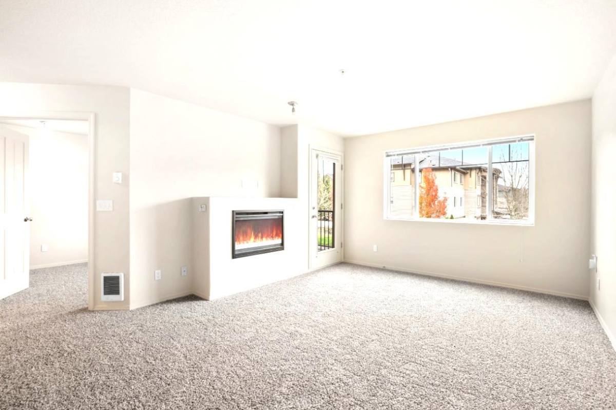 Apartment for rent at 10667 NE Heritage Park, Beaverton, OR 97006