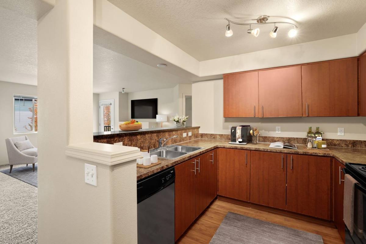 Apartment for rent at 10667 NE Heritage Park, Beaverton, OR 97006