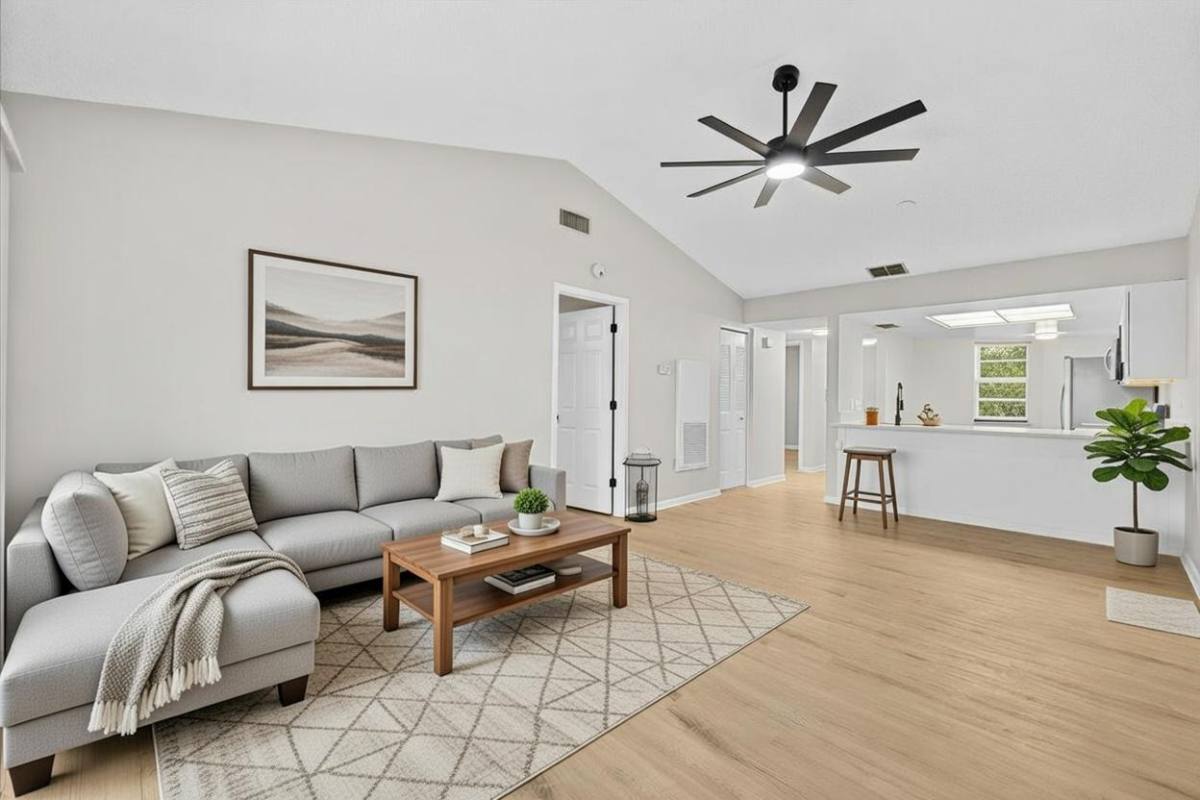 Apartment for rent at Parkview, 1330 Moreland Dr, Clearwater, FL 33764