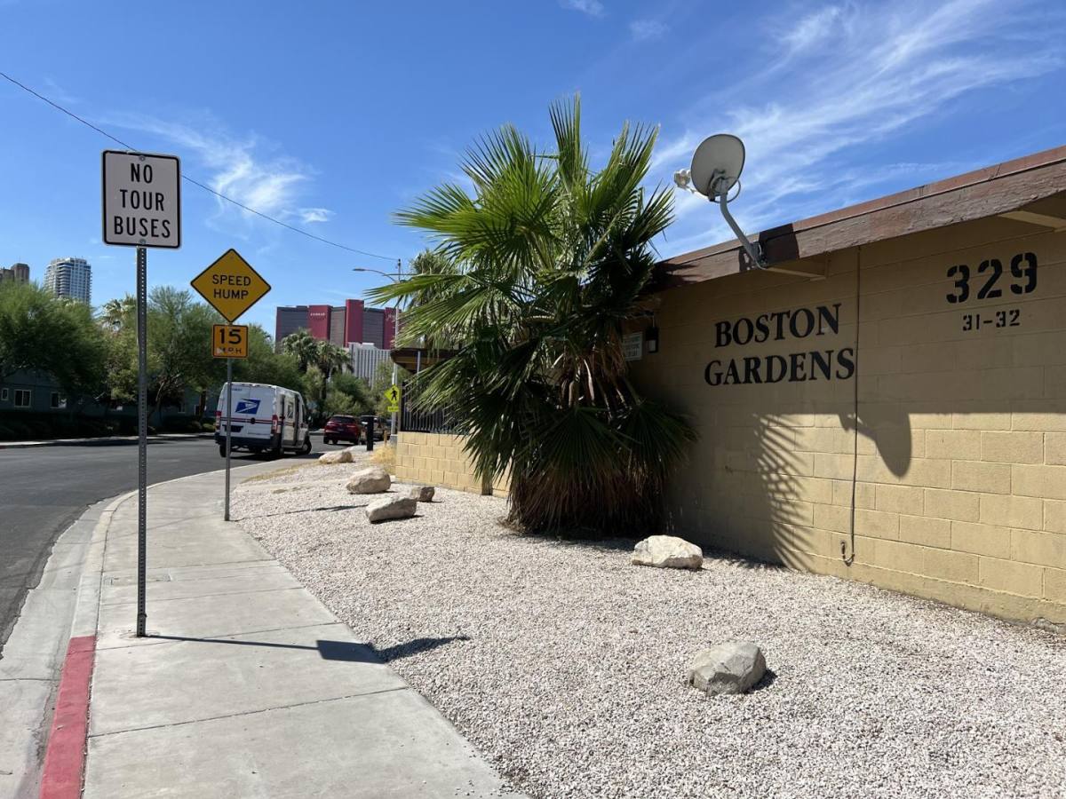 Apartment for rent at 329 W Boston Ave, Las Vegas, NV 89102