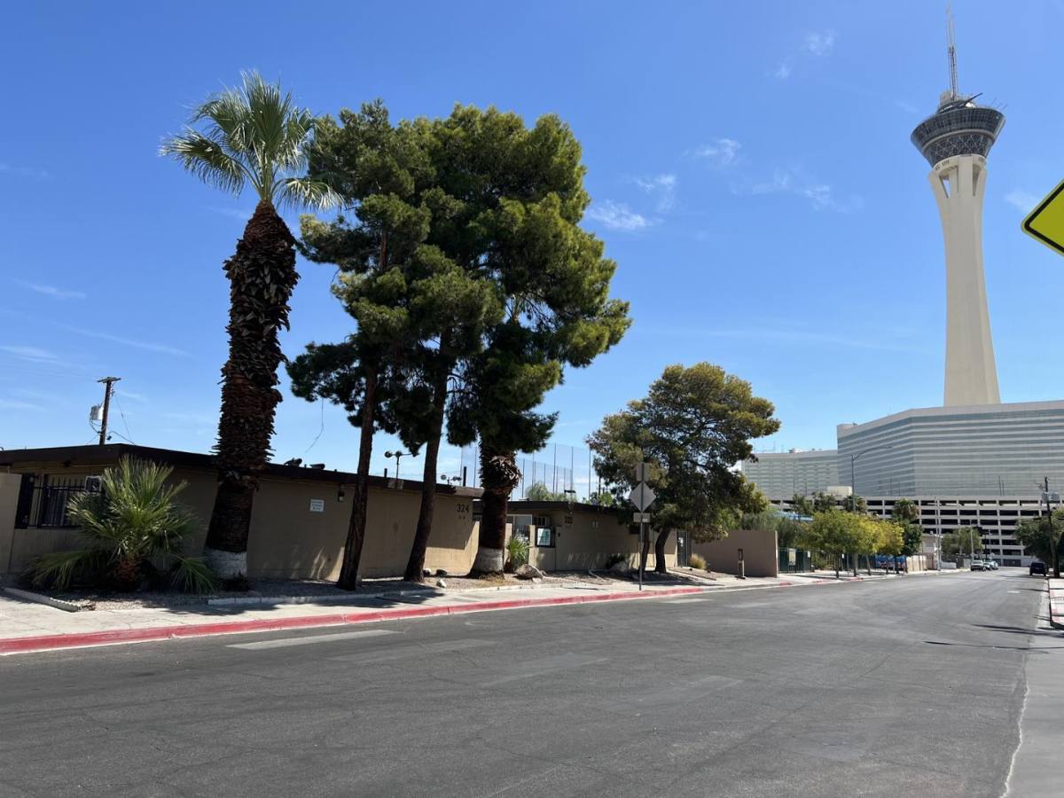 Apartment for rent at 329 W Boston Ave, Las Vegas, NV 89102