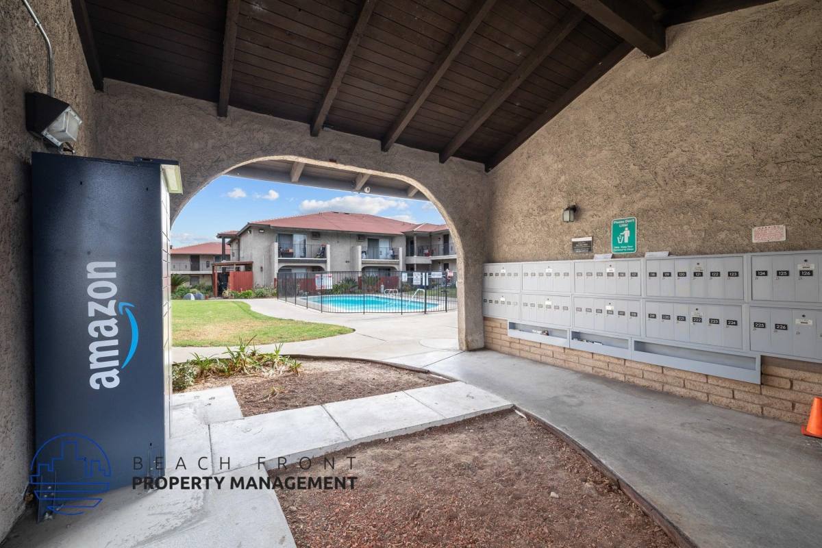 Apartment for rent at Rancho La Mirada, 11330 La Mirada Blvd #122, Whittier, CA 90604